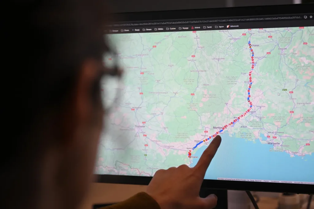 google maps media controls removed